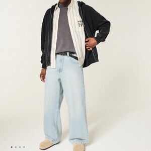 Hollister Men's Super Baggy Jeans